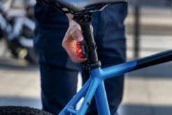 Sigma Infinity Mit Akku Für USB-Ladegerät -Fahrradsportgeschäft Sigma Batterieruecklicht Rueckleuchte Infinity USB Akku 15200 4016224152001b