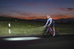 Sigma Aura-80 Und Blaze-Set Mit Akku Für USB-Ladegerät -Fahrradsportgeschäft Sigma Frontleuchte Batterieleuchte LED Akku Aura 80 Lux USB 17800 4016224178001 070 28037j 1